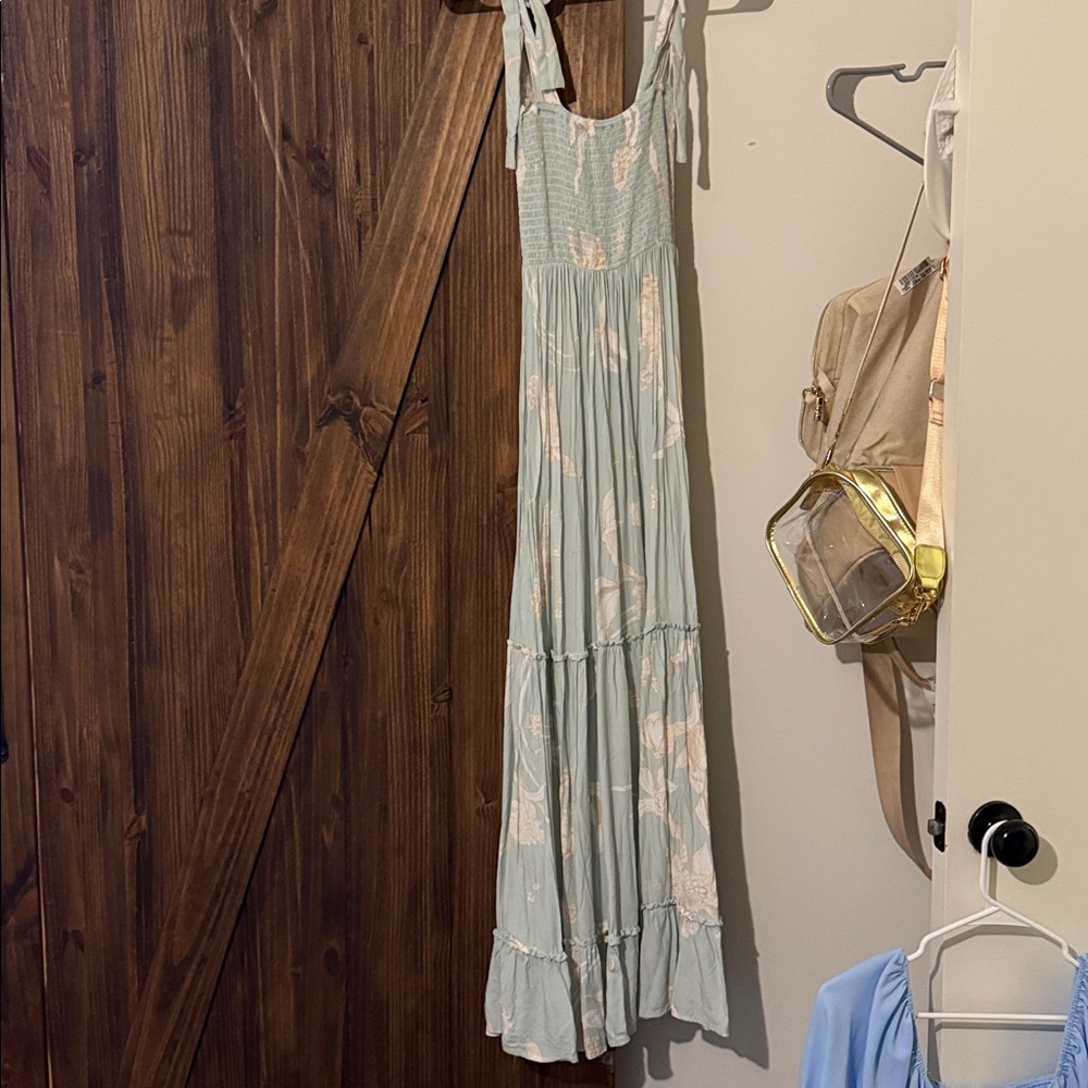 Plum Pretty Sugar Blue and White Maxi Dress
